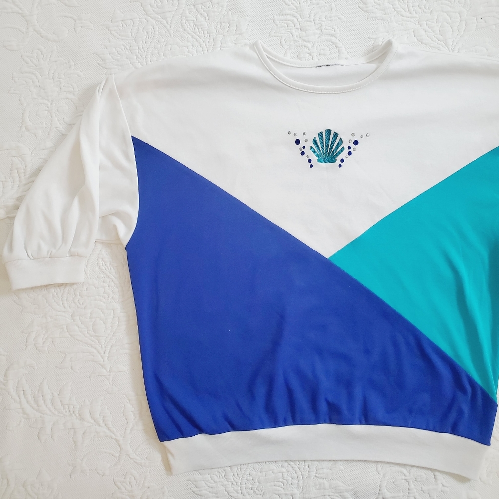 80s Vintage • Seashell Color block coastal grandma sweater